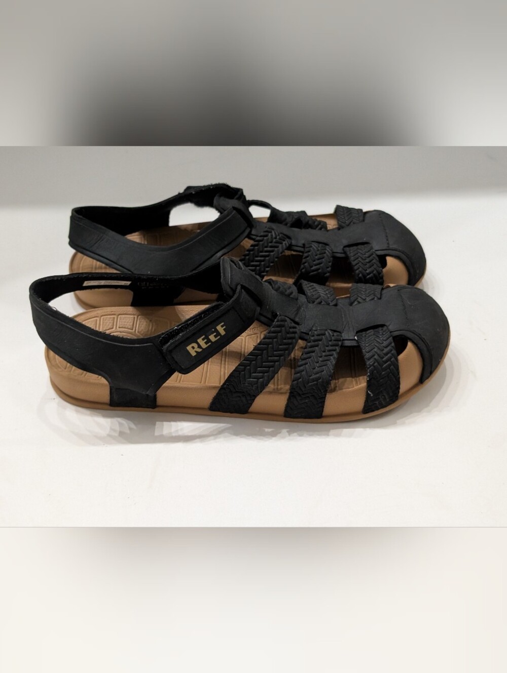 REEF Kid's Sz 1 Water Beachy Fisherman Sandals Black Shoes Unisex Boy's Girl's